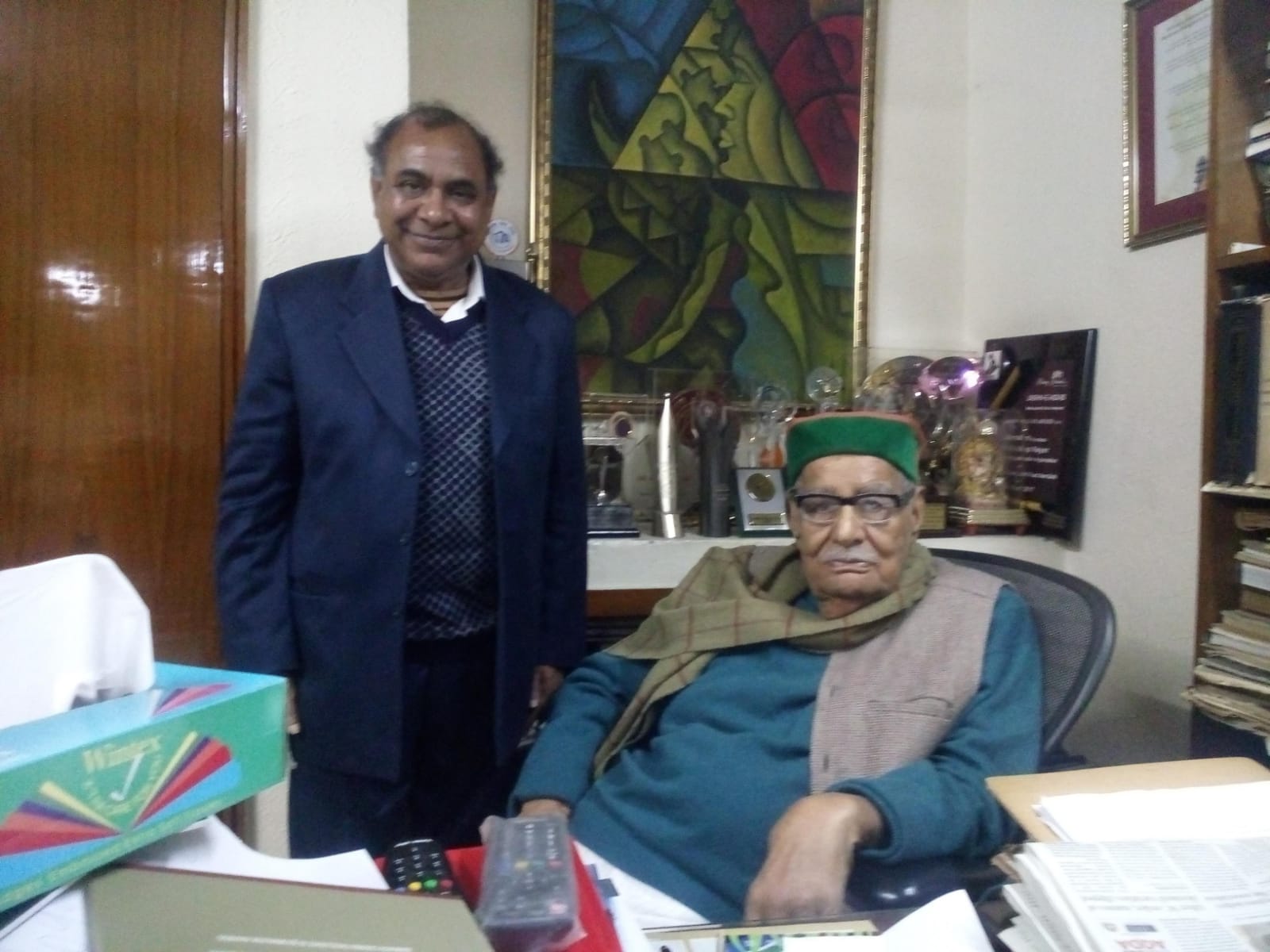 Kuldeep Nayar with the Author